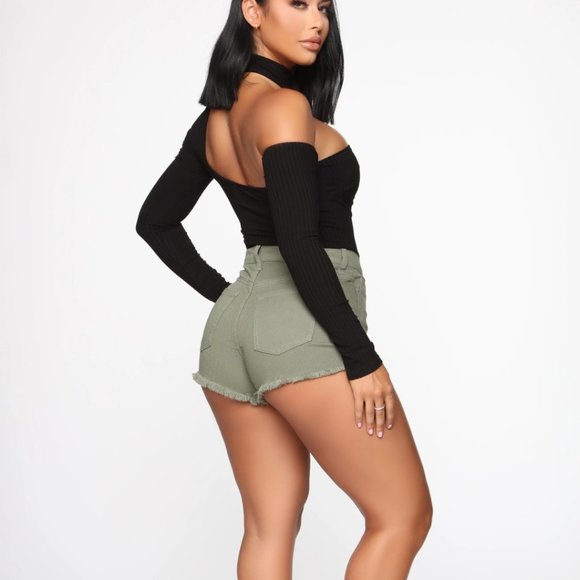 Black Cutout Bodysuit - Picture 2 of 3